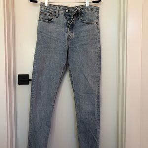 Levi jeans- perfect color and in great condition!